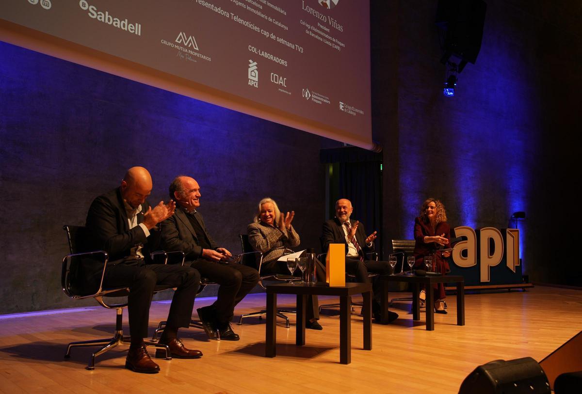 Una de las mesas redondas de Inmoscopia 2026.