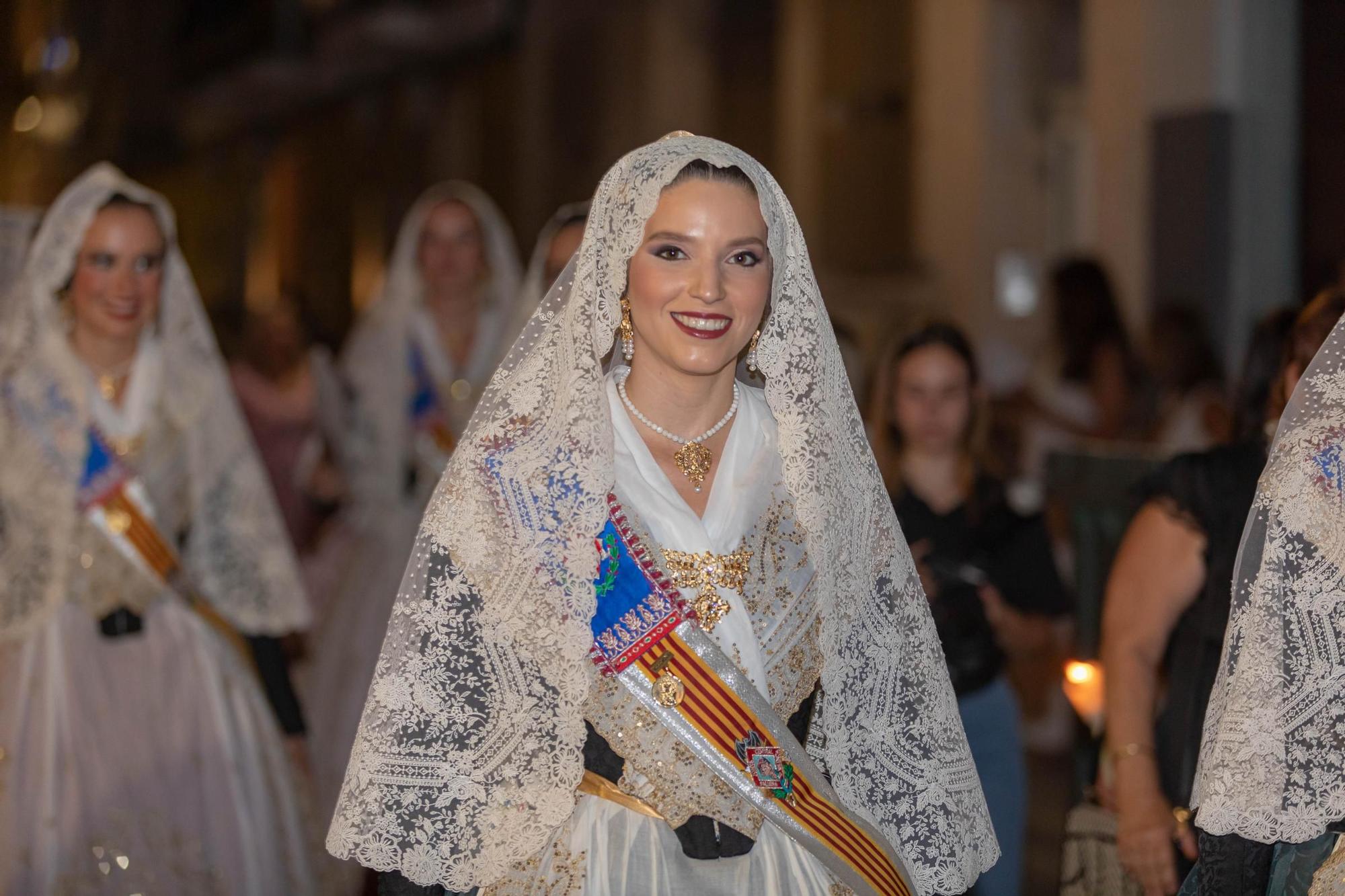 Cita fallera en la procesión de Xirivella