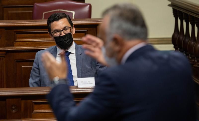 Pleno del Parlamento de Canarias.