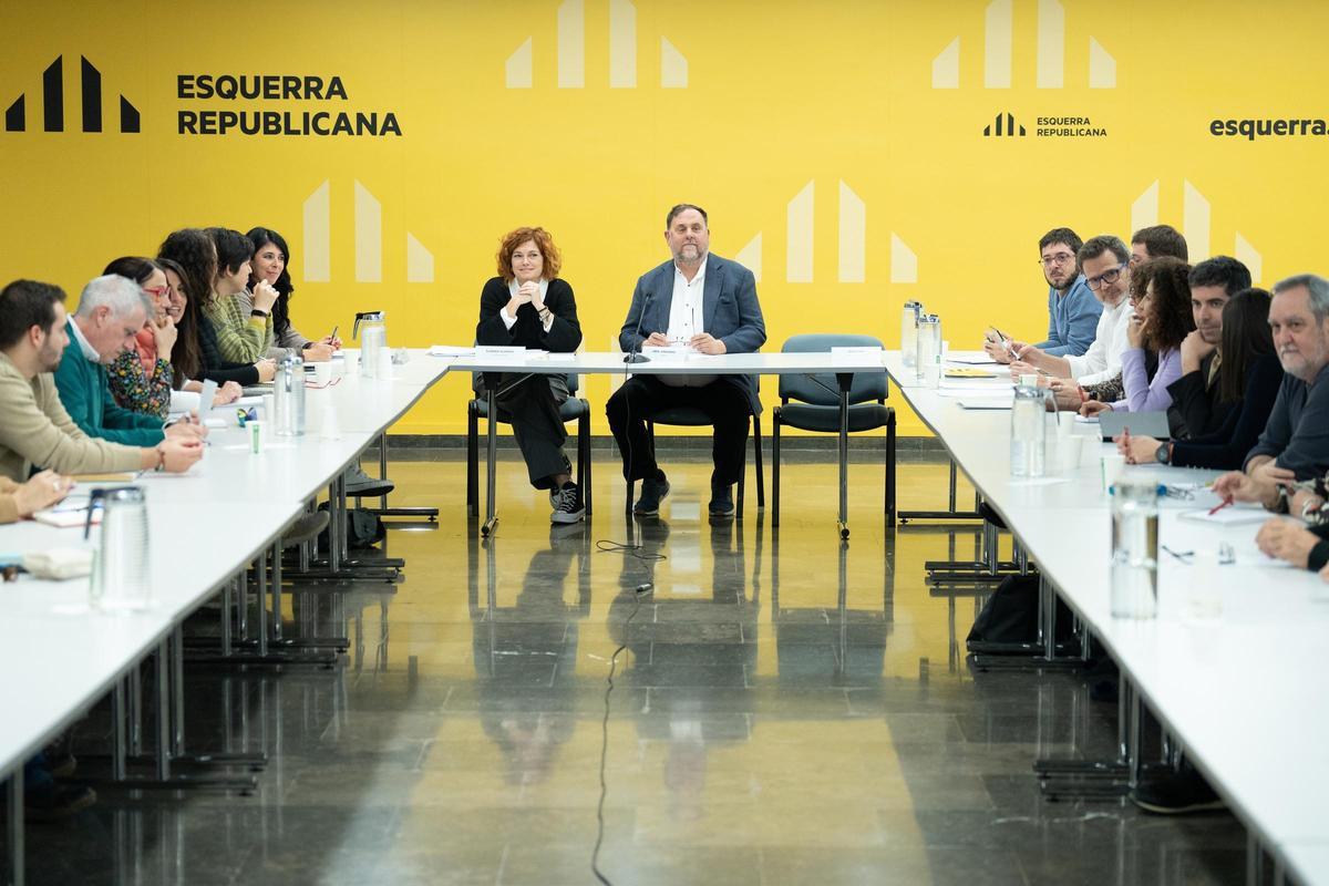 Oriol Junqueras y Elisenda Alamany en la primera reunión de la ejecutiva.
