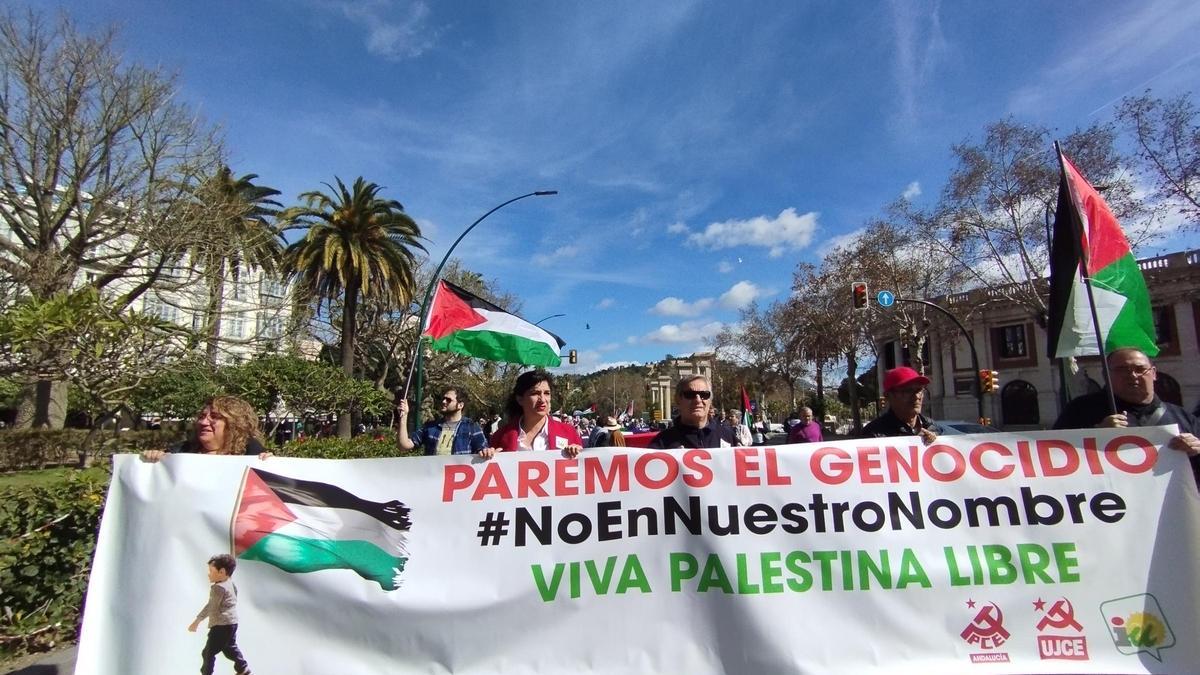 Cabeza de la manifestación para pedir el fin de la guerra en Gaza celebrada en Málaga.