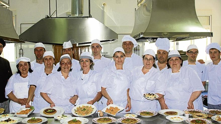 Quince parados asistirán a un curso de cocina ocho meses en Monesterio