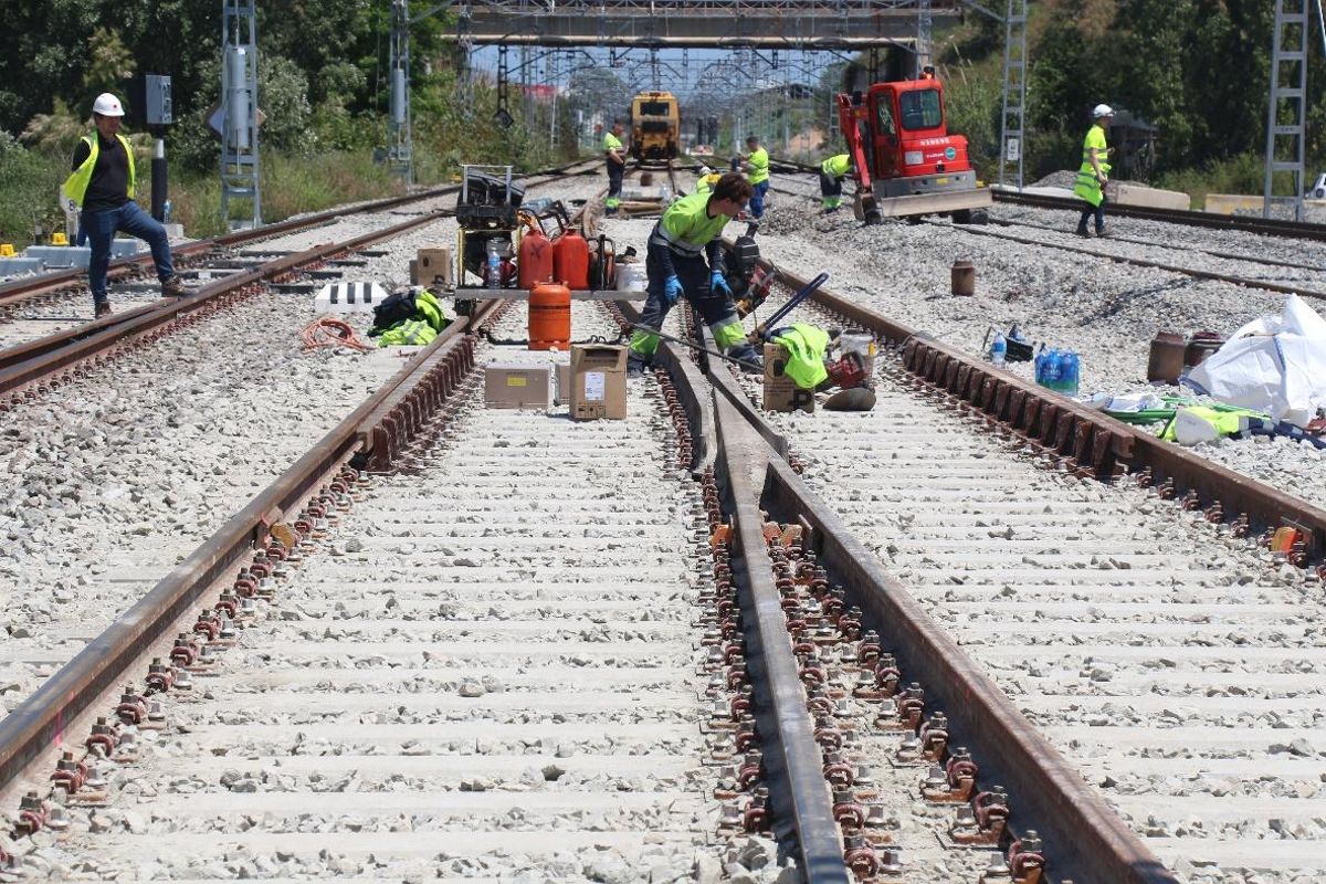 El Ministerio de Transportes ejecuta el acceso ferroviario a la T1 del aeropuerto de Barcelona-El Prat