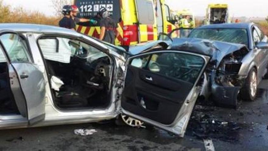 Un fallecido en una colisión frontal de coches en Calasparra