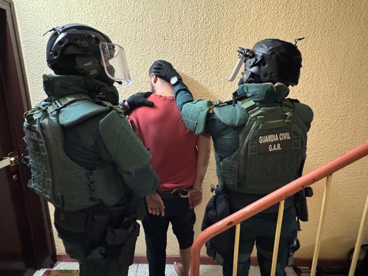 Detención de uno de los intermediarios de una estructura logística de Hezbolá en Barcelona, el 4 de abril.