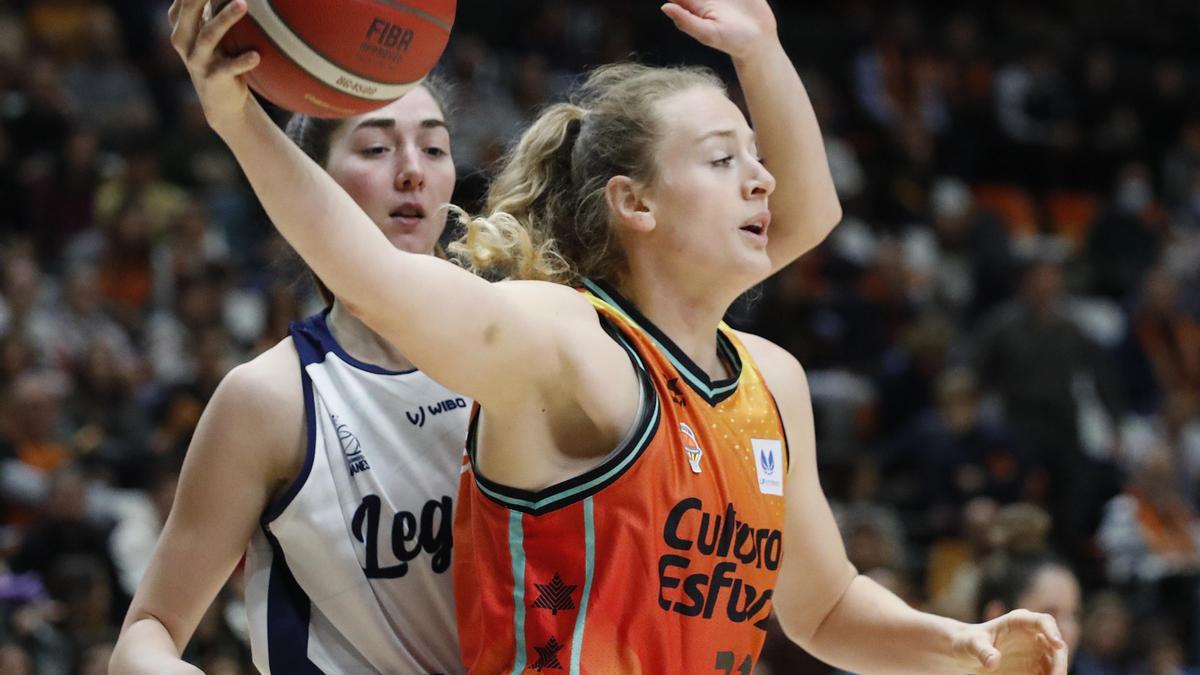 Las imágenes del Valencia Basket - TSN Leganés