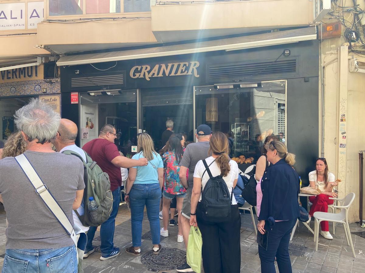 Las panaderías tuvieron mucha clientela.