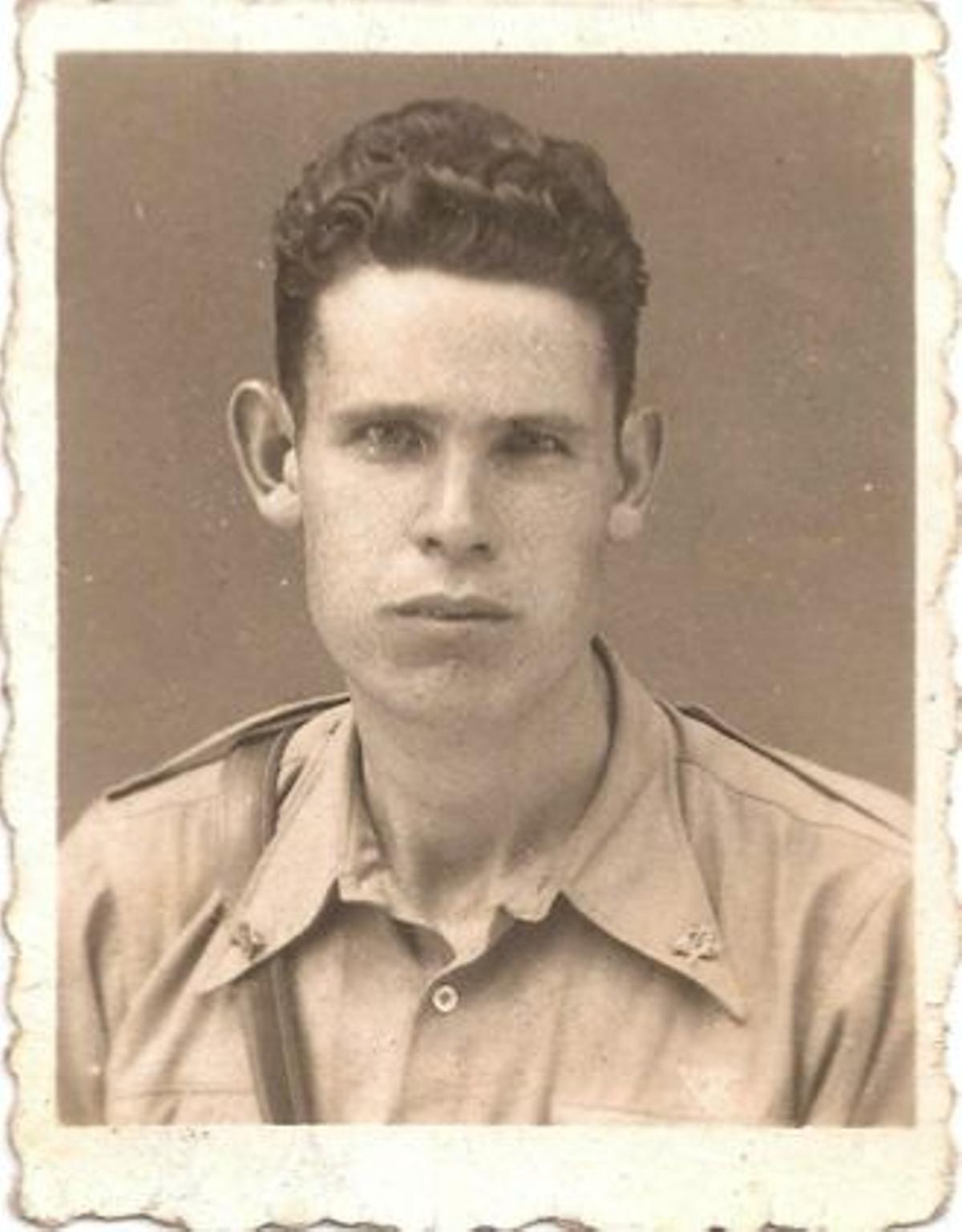 El joven militar Francisco Santana.