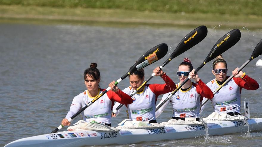 Las K-4 500 de España, hombres y mujeres, se meten en la lucha por las medallas en la Copa del Mundo de Szeged