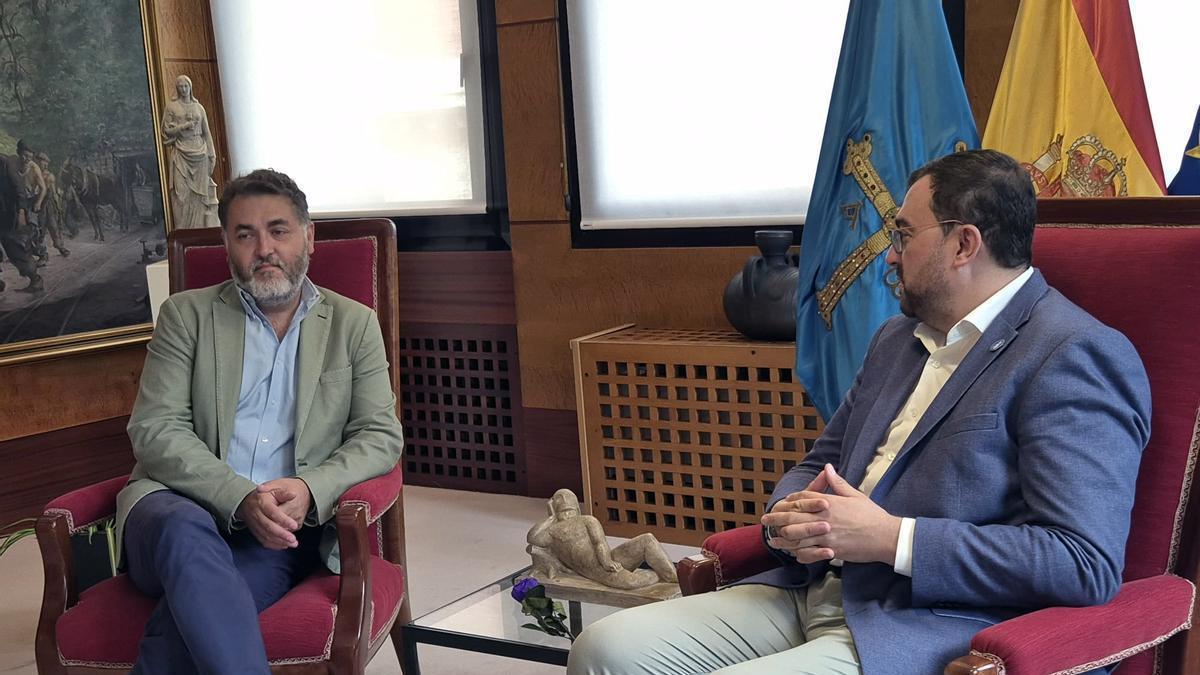 Jonás Fernández y Adrián Barbón, en Presidencia