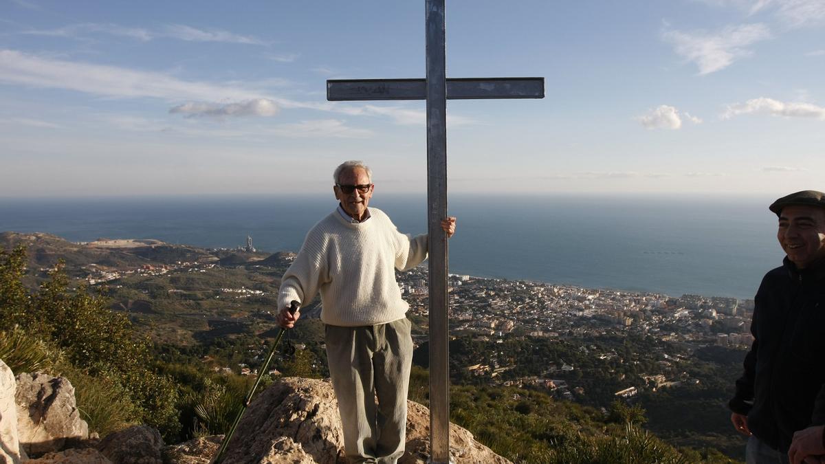 En 2013, en el Monte San Antón, cuando celebró su 86 cumpleaños subiendo a la cima.