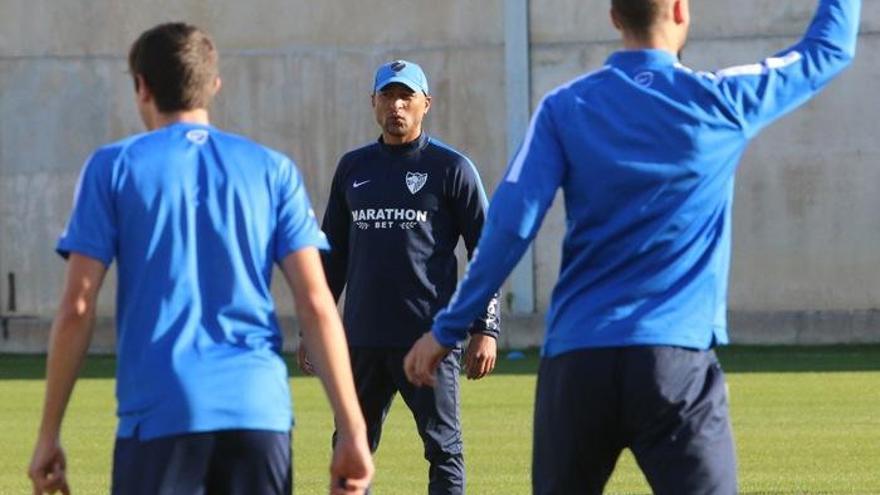 Romero, entre Recio y Mikel