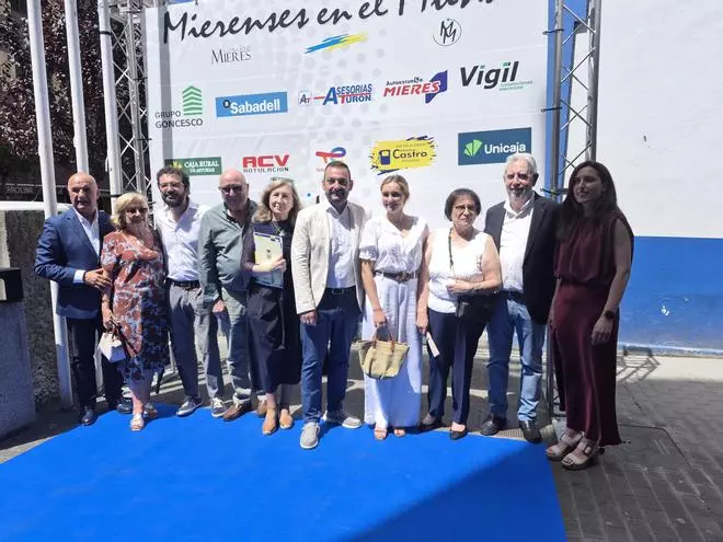 "Chapo" González, músico galardonado con el premio "Mierense en el mundo 2026":  "Me dedico a lo que me apasiona; que ese camino merezca este reconocimiento me emociona"