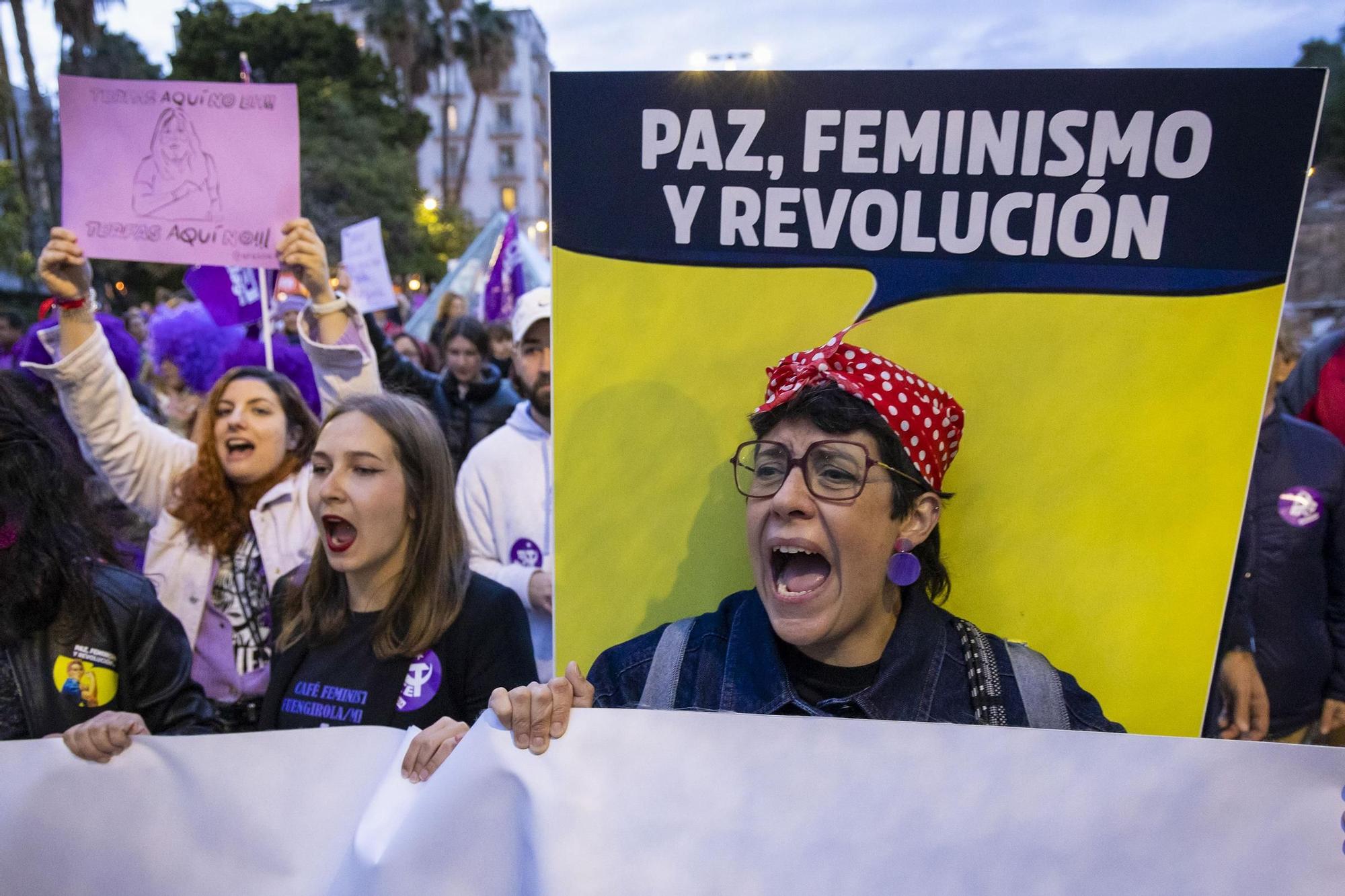 La marcha por el 8M en Málaga, en imágenes