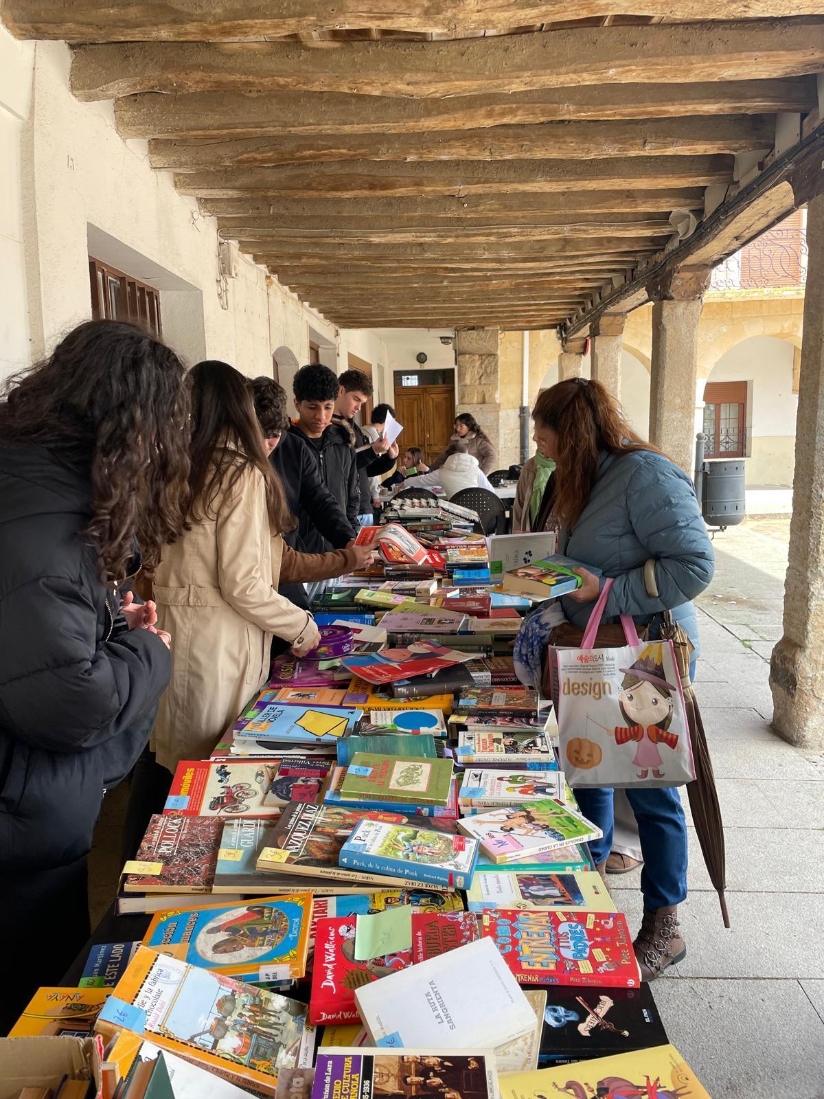 GALERÍA | Feria del Libro de Fuentesaúco