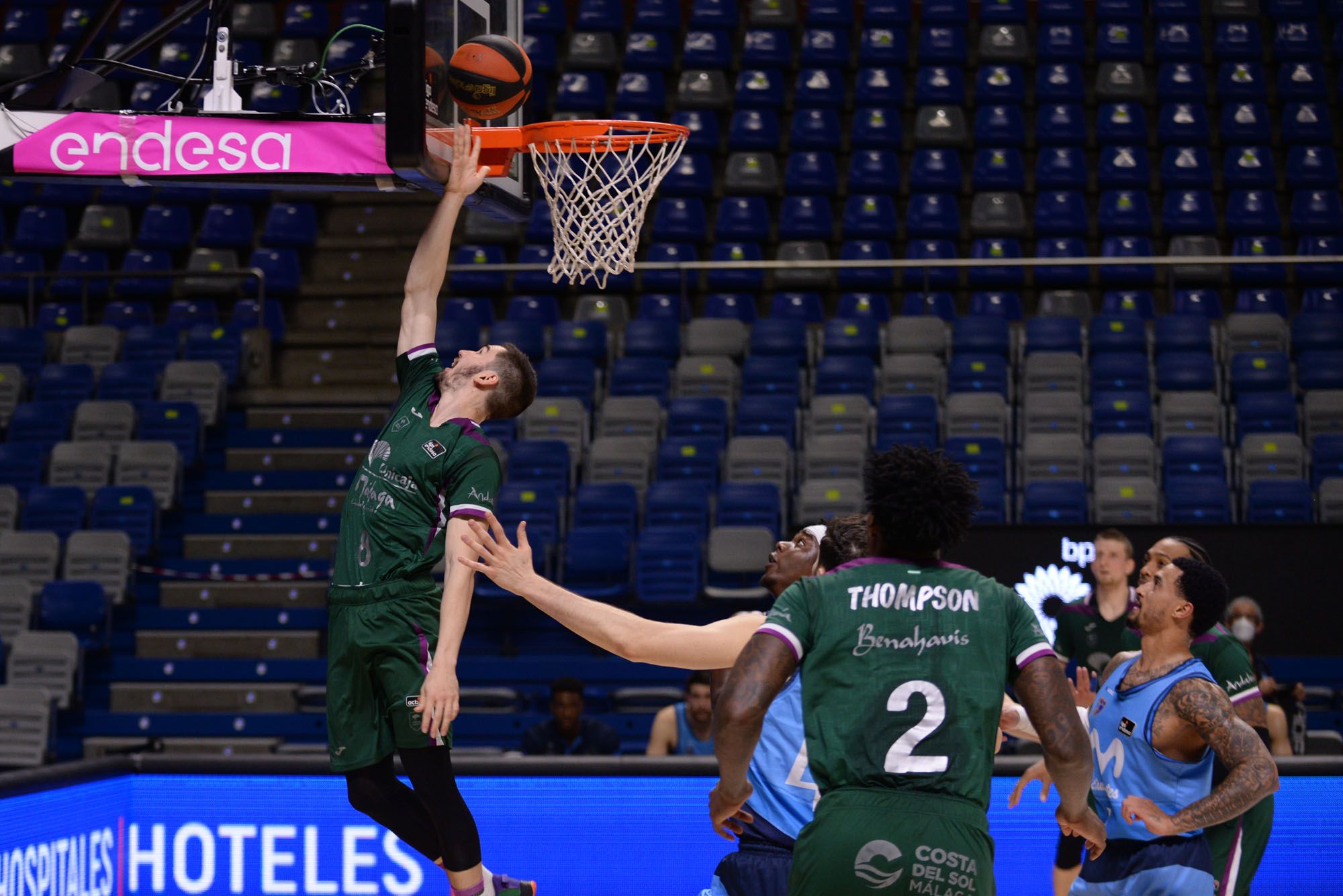 Las imágenes de la victoria del Unicaja sobre el Movistar Estudiantes en el Carpena