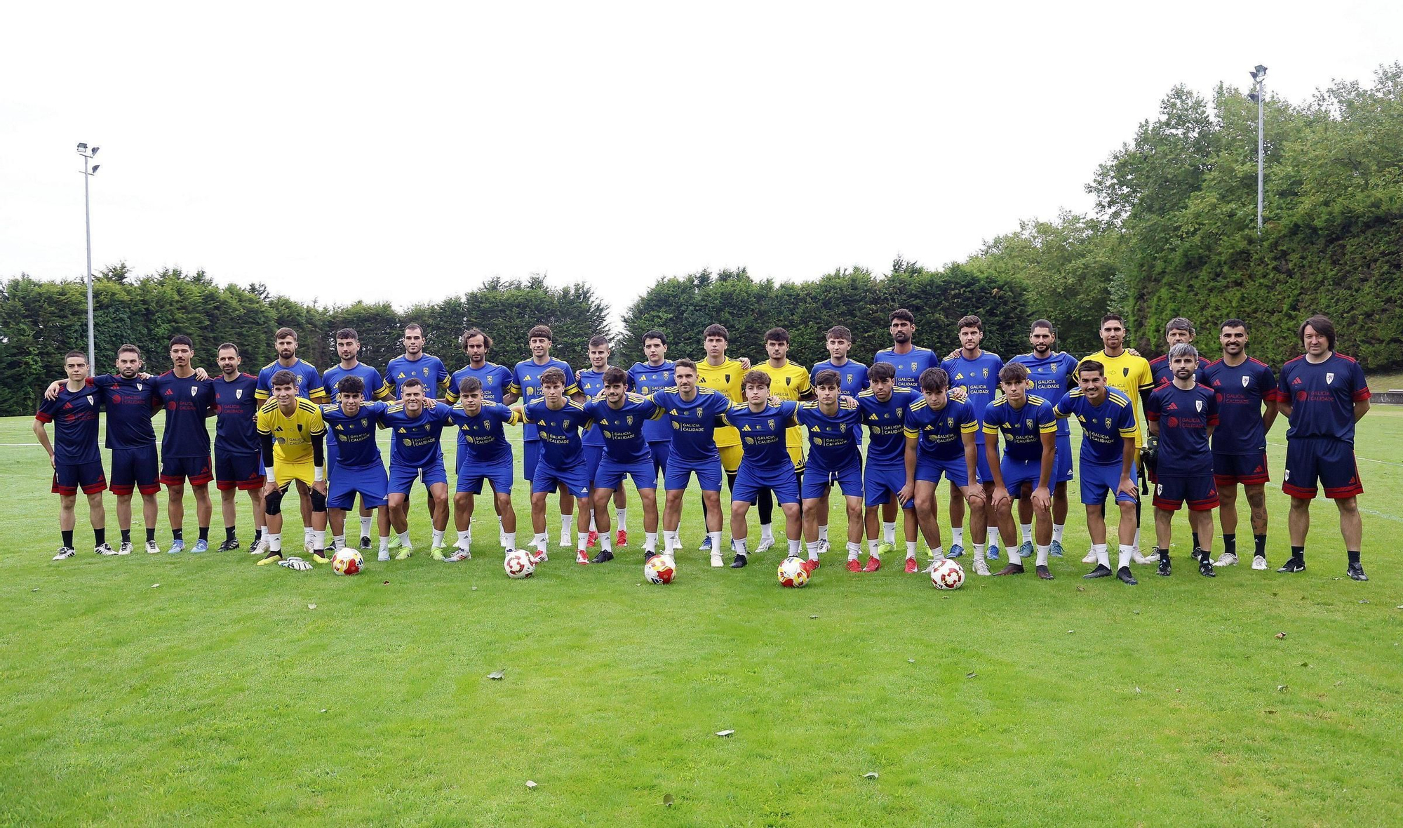 El Compostela regresó a los entrenamientos este lunes en el campo anexo al Estadio de San Lázaro.