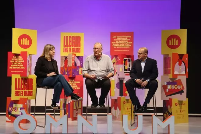 Òmnium engega una campanya per Sant Jordi amb l'objectiu de recollir milers de llibres per a les biblioteques escolars