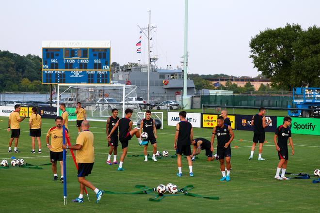 Así ha sido el entrenamiento del Barça en la Base Naval de la Marina de Annapolis para preparar el clásico