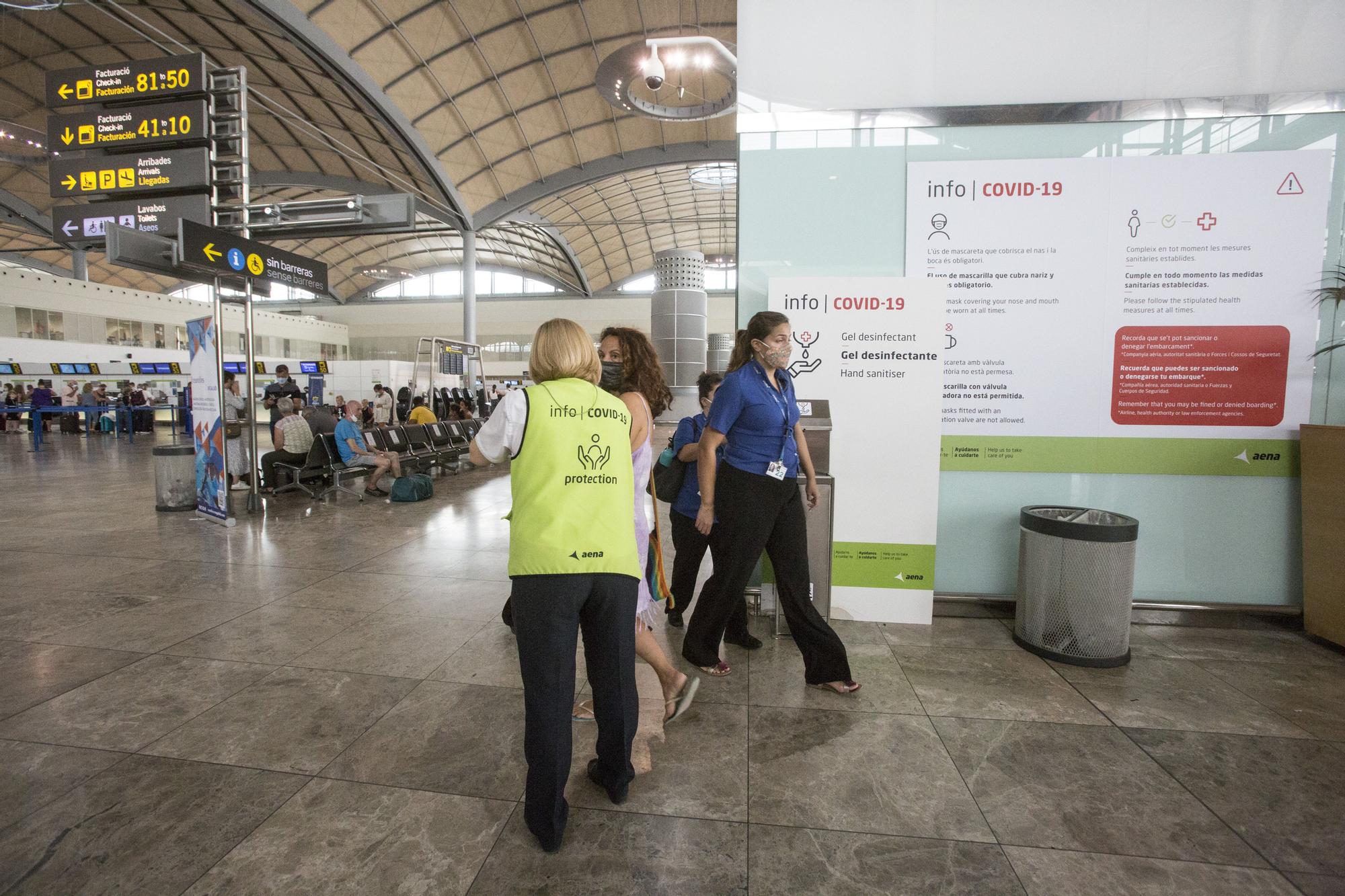 El aeropuerto de Alicante-Elche, entre los 14 más limpios y seguros de Europa frente al covid