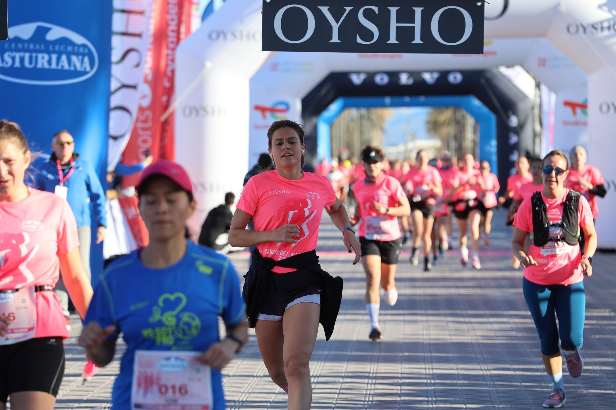 Carrera de la Mujer 2025: Las mejores imágenes del evento