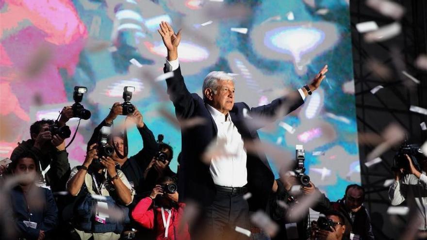 El izquierdista López Obrador logra una victoria histórica en México