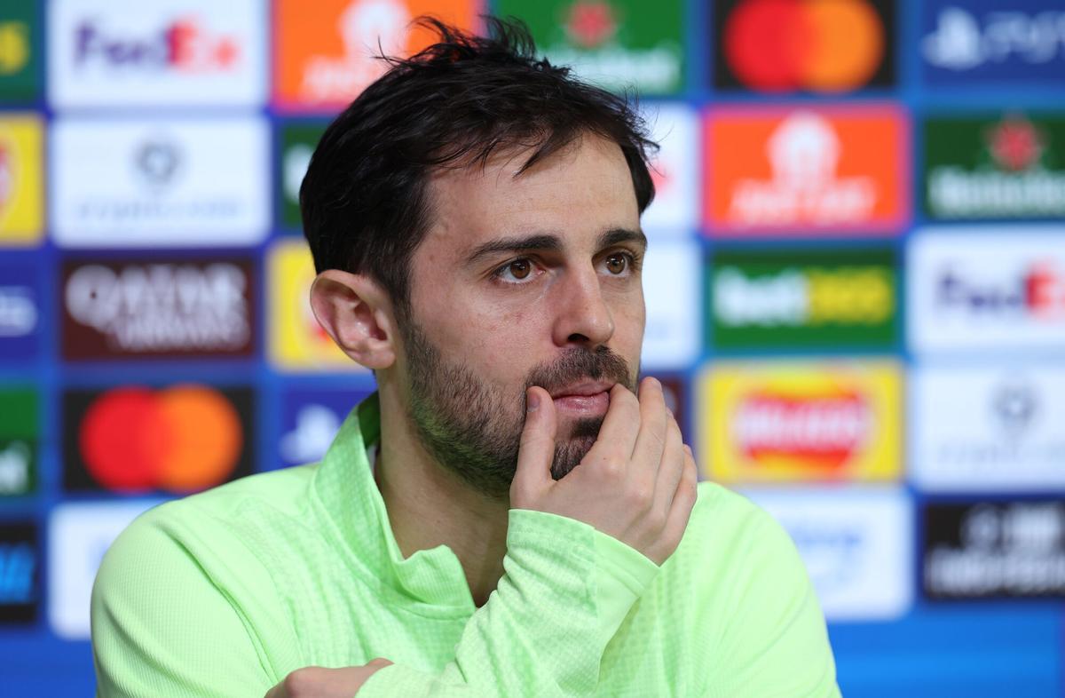 Bernardo Silva aguarda paciente a que el Barça le abra las puertas a final de temporada