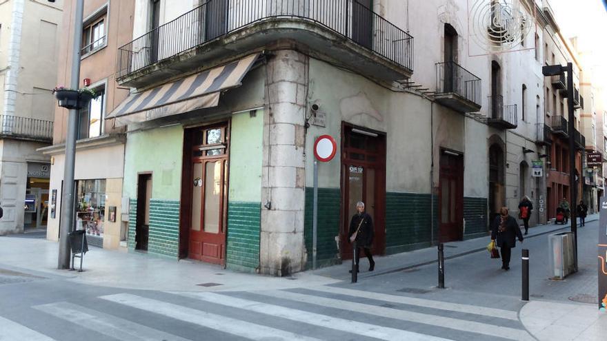 L&#039;establiment està situat en plena entrada del carrer Sant Pau i la Rambla