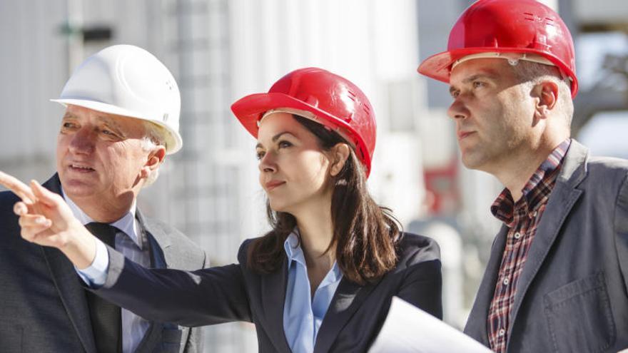 Las empresas buscan ingenieros con domino del inglés.