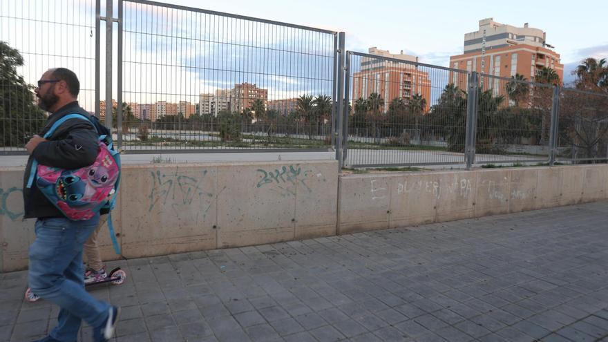 Alicante impulsa el acondicionamiento de la parcela para el nuevo colegio en barracones