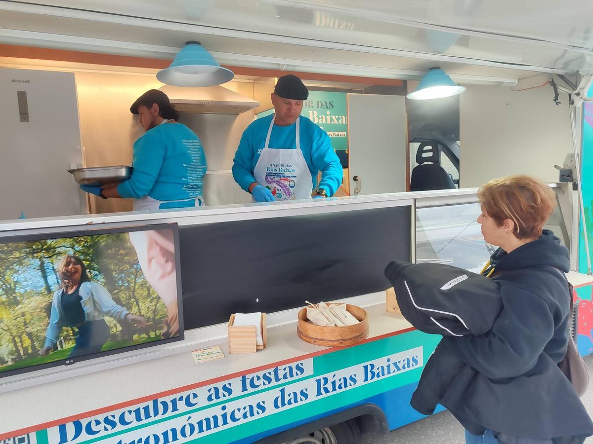 Una de las foodtrucks en otro Concello