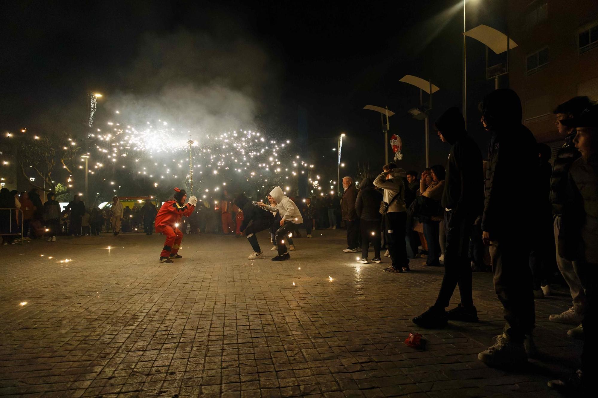 El Grau se despide del Carnaval con el Entierro de la Sardina