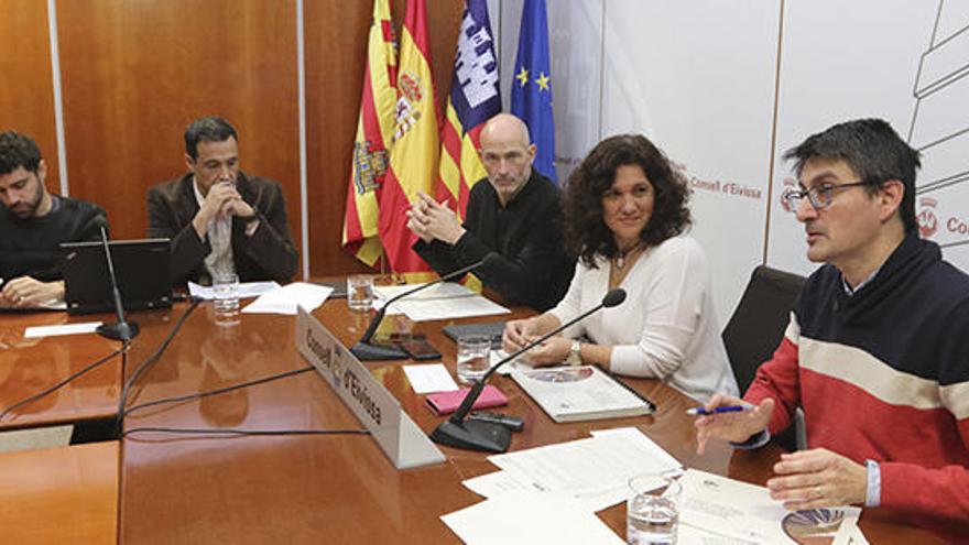 Imagen de la presentación del diagnóstico del transporte público celebrada en el Consell.