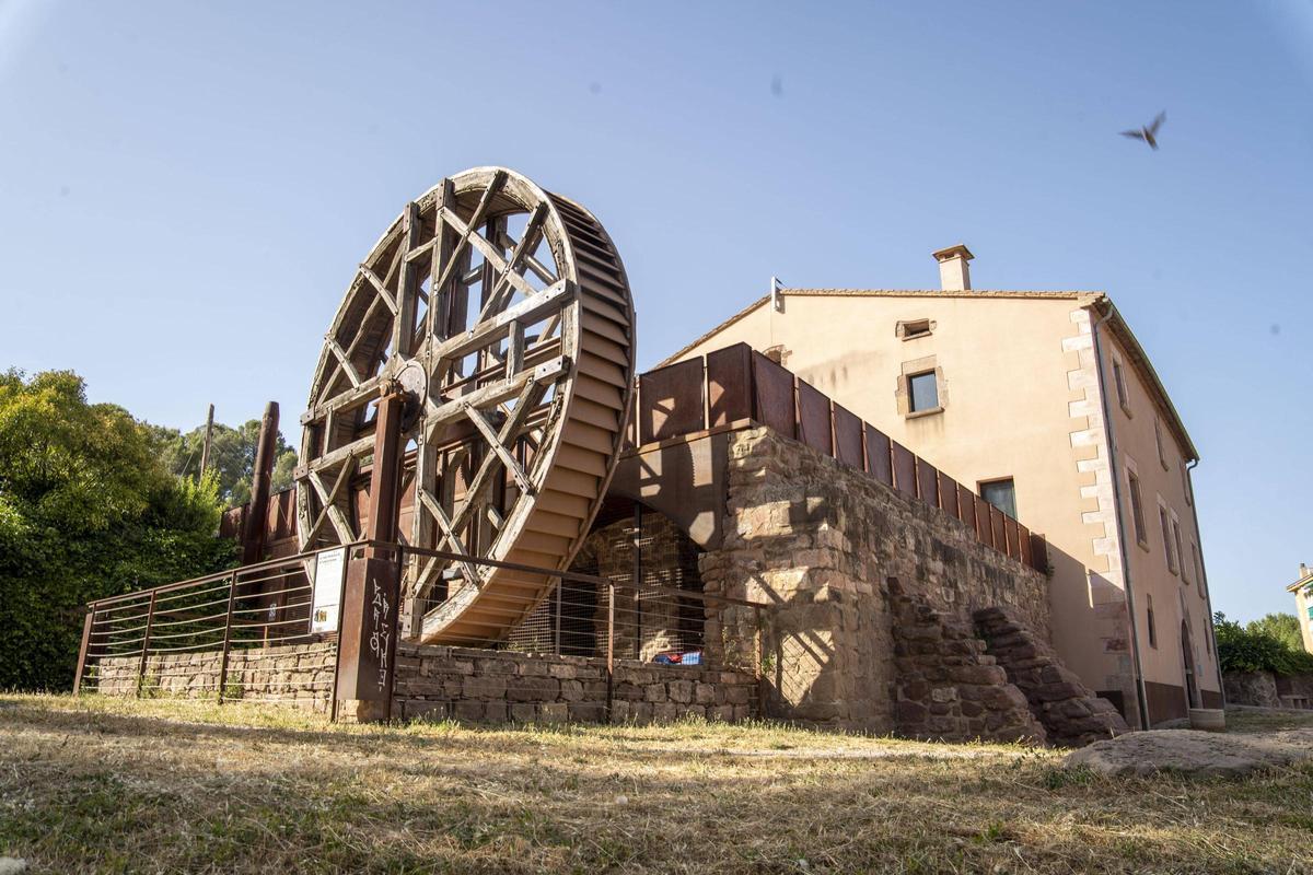 La roda hidràulica que hi ha a Can Font que han restaurat enguany
