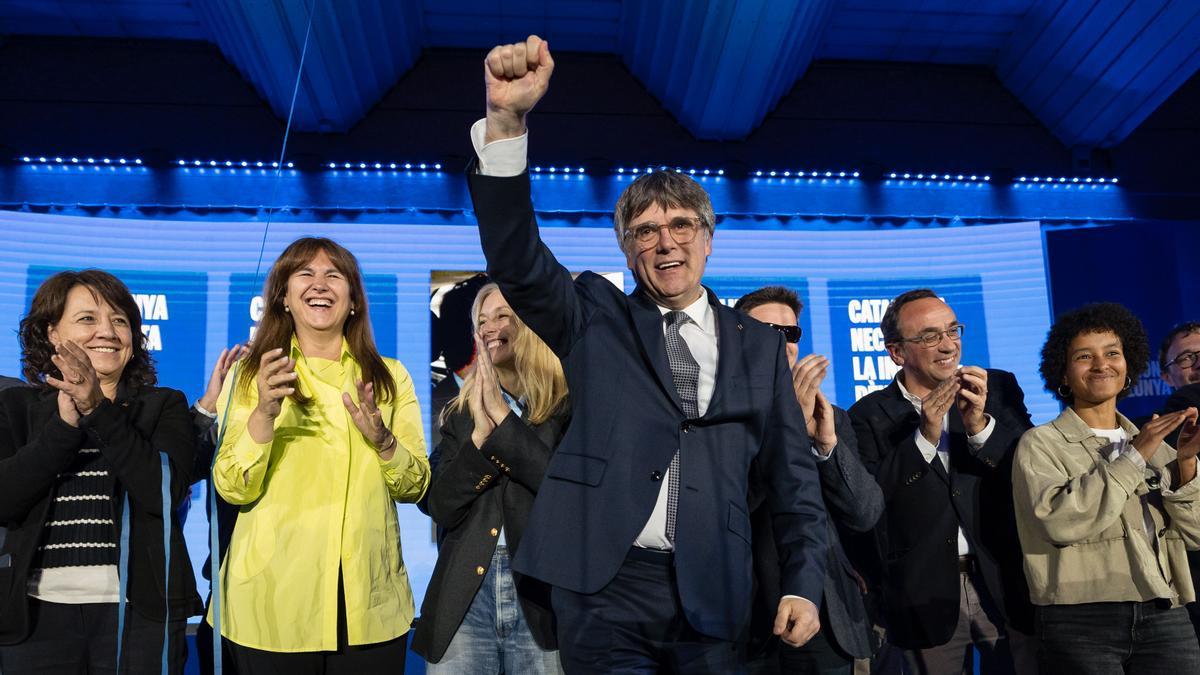 Puigdemont participa en el primer acto de campaña desde Francia