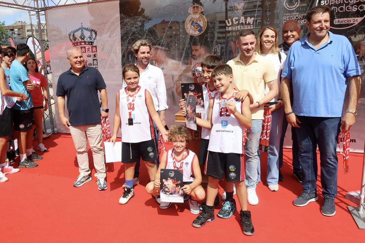 Aledaños del Palacio de los Deportes y Fan Zone de Plaza Circular
