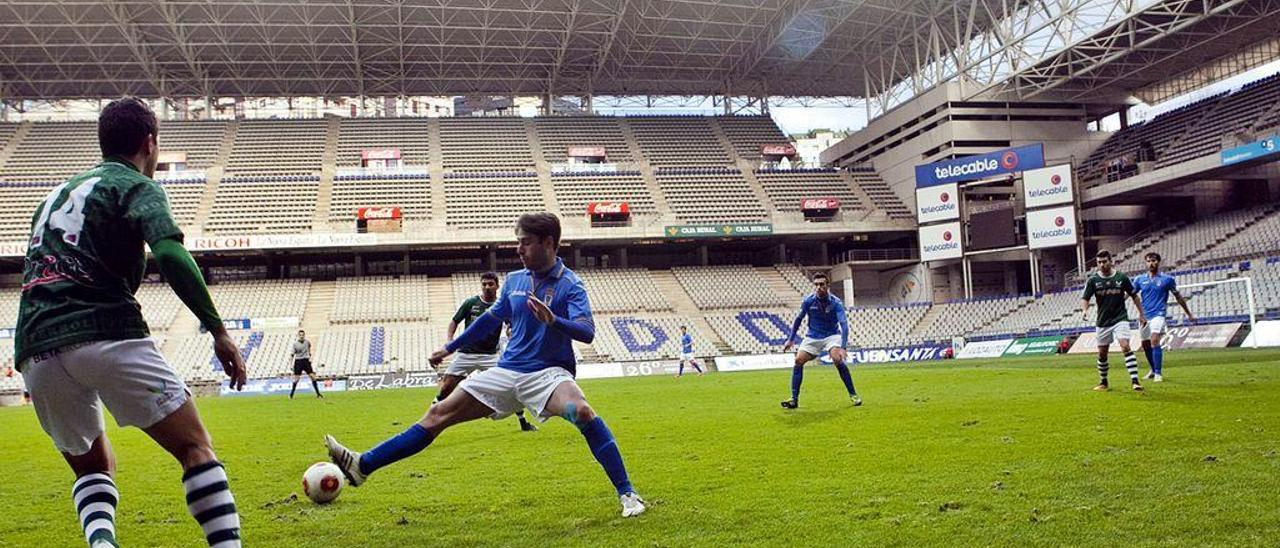 Y llego la primera en el Tartiere, Real Oviedo