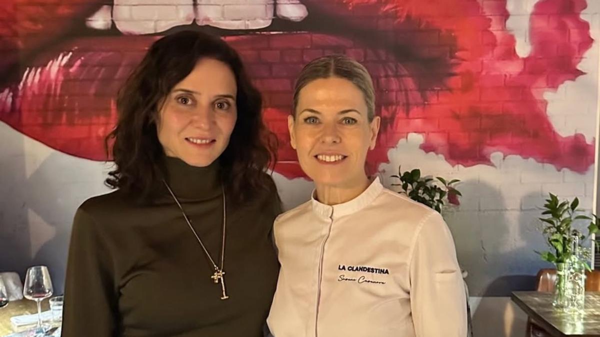 Ayuso, protagonista de la mañana política en Zaragoza tras un vermut en Kenbo