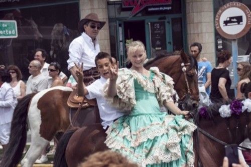 El desfile ecuestre toma el Real de Torrevieja