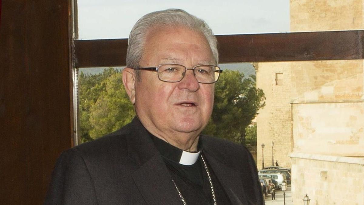 El obispo de Mallorca, Javier Salinas, en el 2014.