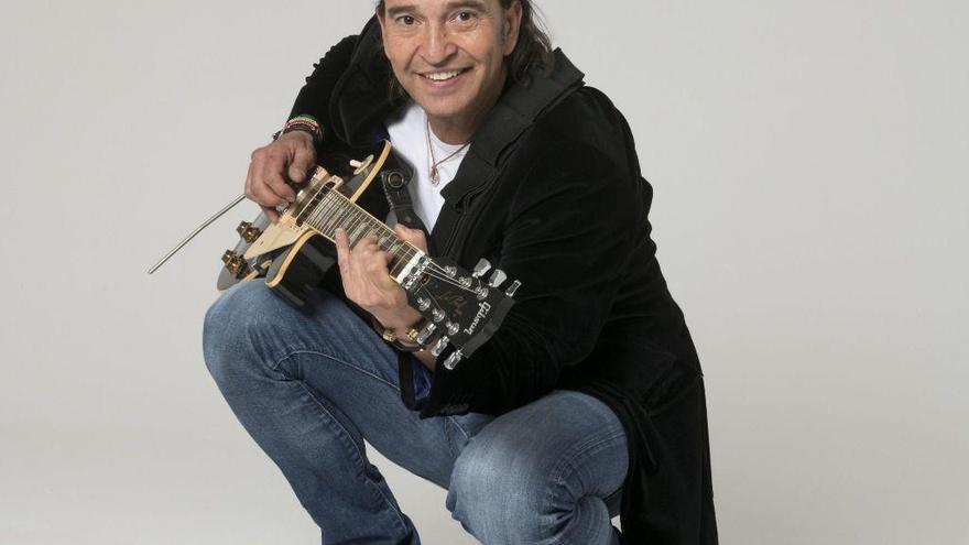 Álvaro Urquijo, cantante de Los Secretos