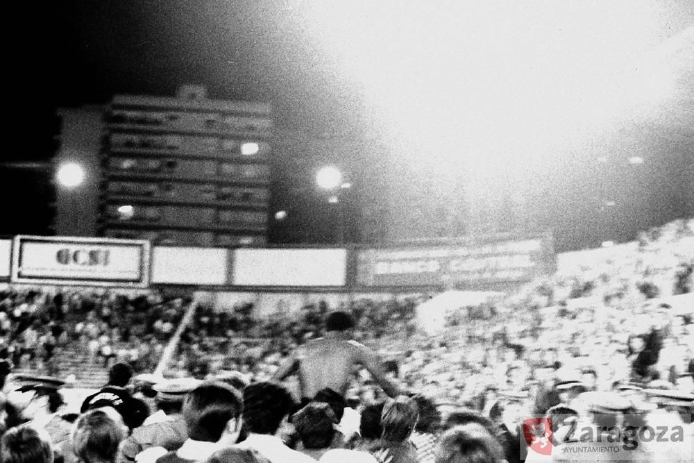 Así fue la visita de Pelé a La Romareda en septiembre de 1974