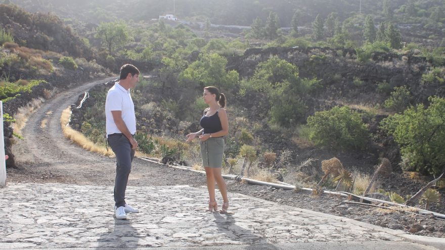 The mayor signs the reception of the works to improve access to urban centers: Ruta Ecotur Santiago del Teide