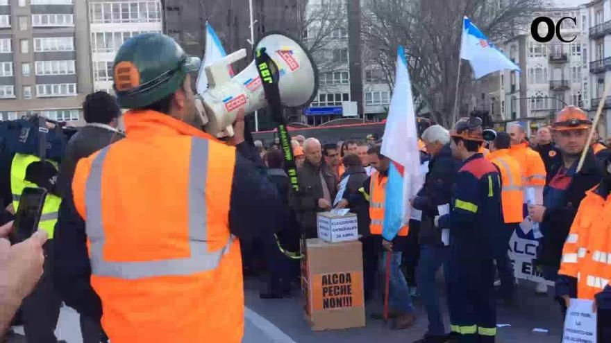 Trabajadores de A Coruña se movilizan para exigir una "solución energética" y garantías de futuro