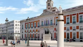 Curiosidades del distrito madrileño de Arganzuela: ¿Sabes que el reloj más grande de Madrid no es el de Puerta del Sol?