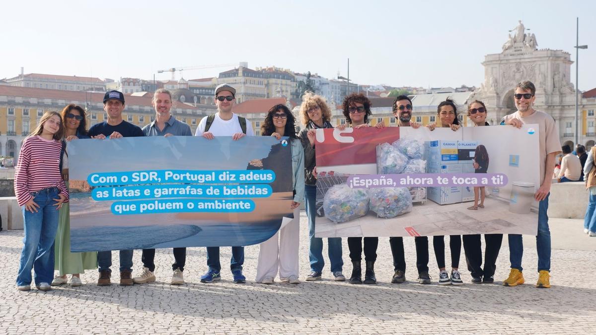 ONGs portugesas y españolas en Lisboa durante el lanzamiento del SDDR en el país luso