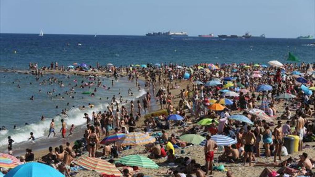 Playa de la Barceloneta, 16 de julio.