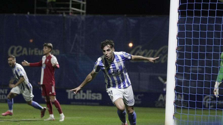 Manel fabrica otra noche mágica para el Atlético Baleares (2-1)