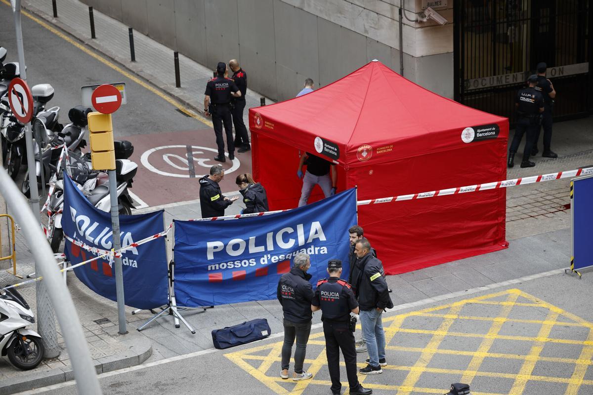 Les imatges del lloc on s'ha produït un tiroteig a Barcelona