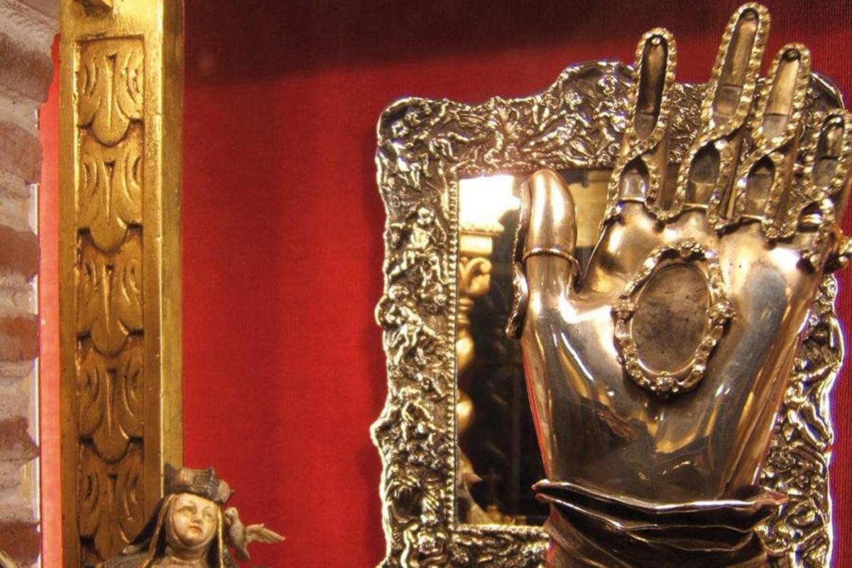 La &quot;mano incorrupta&quot; de Santa Teresa